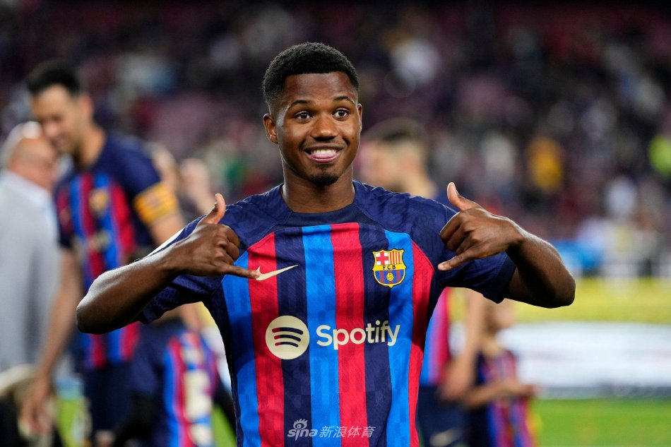 场创造了条 场创造了条