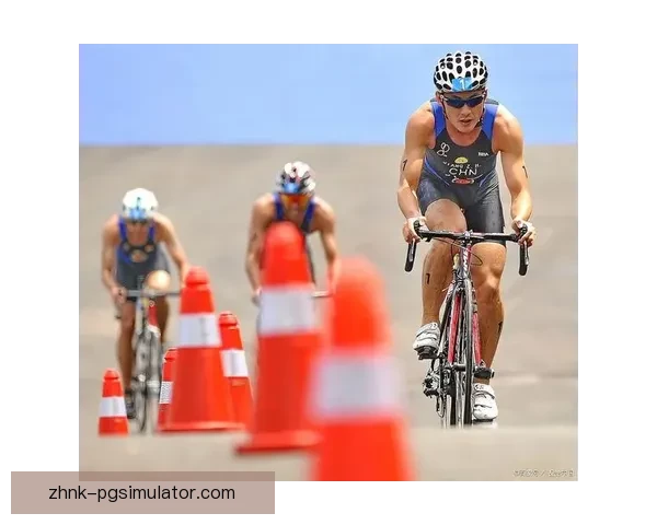 铁人三项挑战：穿越泳、骑行、跑步的极限挑战